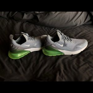 Nike Air Max 270